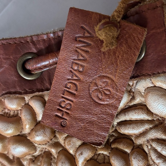 Anabolism 3D Floral Embossed Leather Bucket Bag - Picture 6 of 6